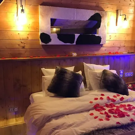 Le Loft And *