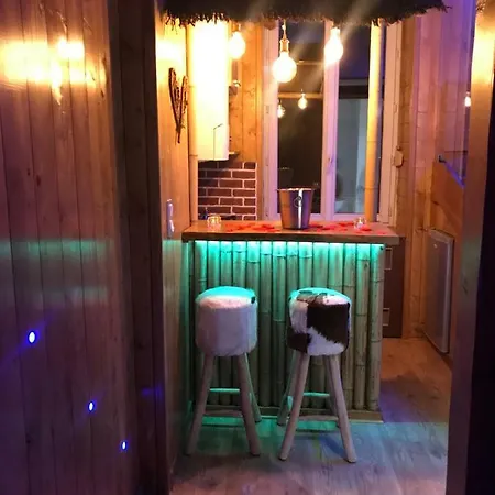 Le Loft And *